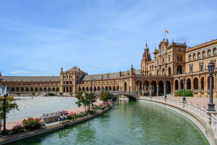 Billigflug nach Sevilla, Spanien ab Hamburg ( 7 Tage, Hin & Zurück ) für nur 💶 27€ 💶 - Jetzt buchen! 3